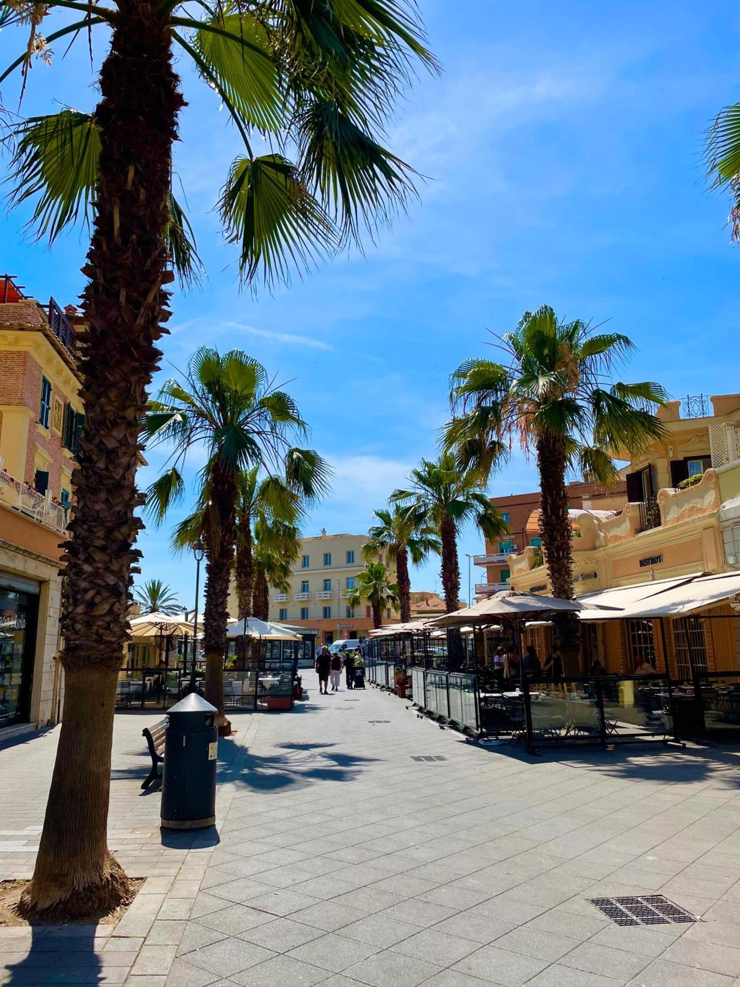 La Bouganville Λίντο ντι Όστια Εξωτερικό φωτογραφία